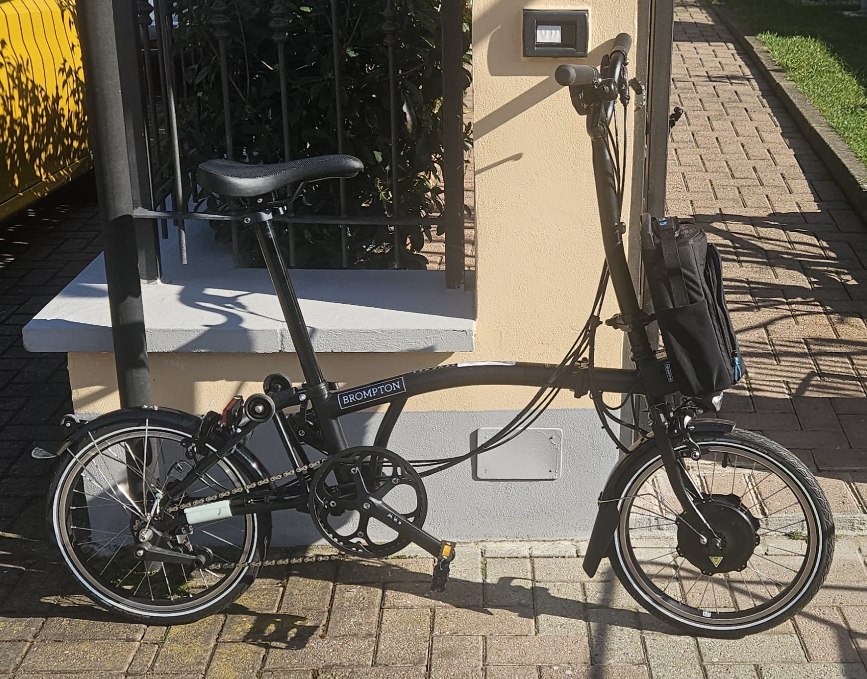 brompton c line elettrica